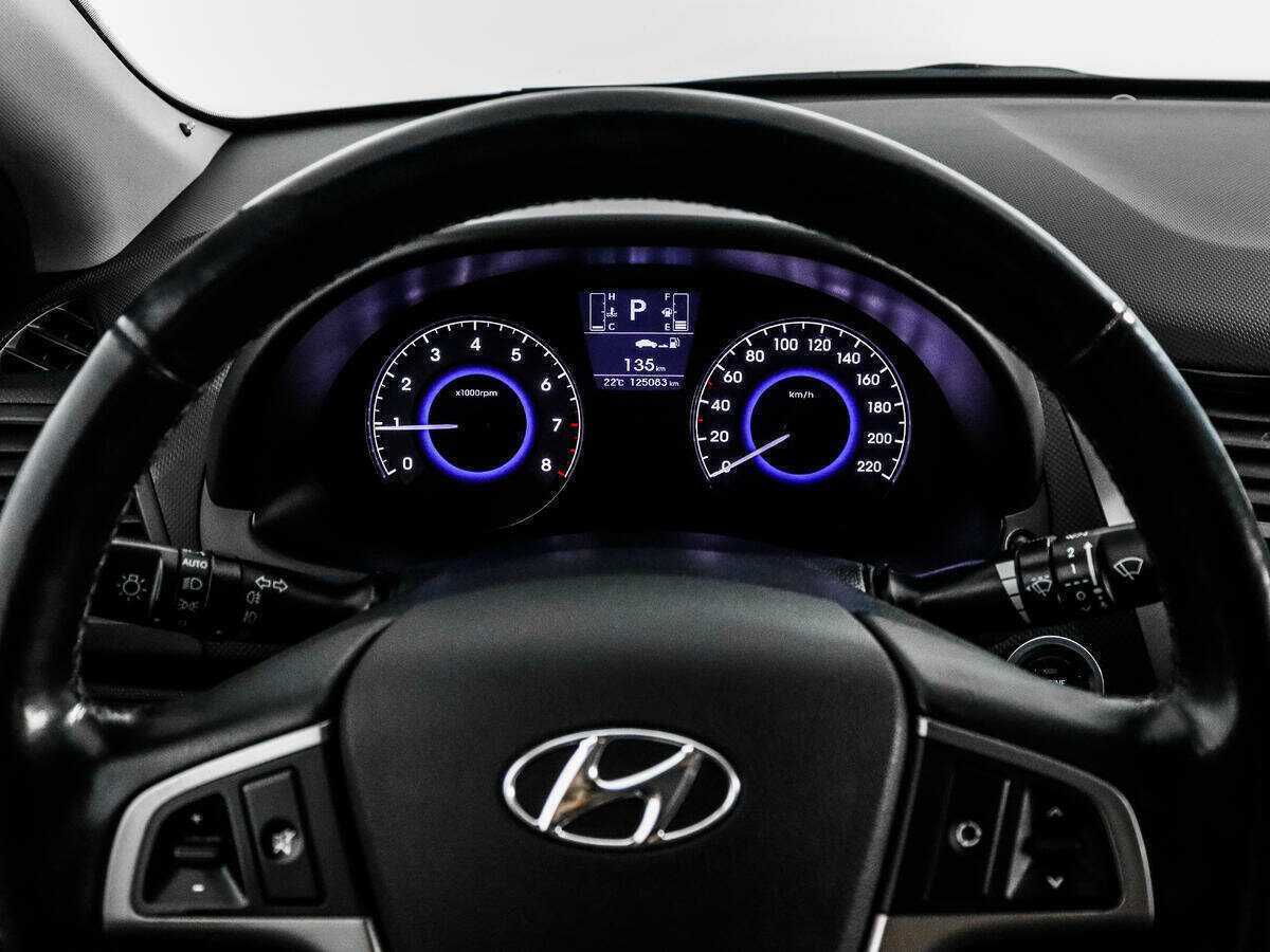 Купить Hyundai Solaris с пробегом. Фото: #16