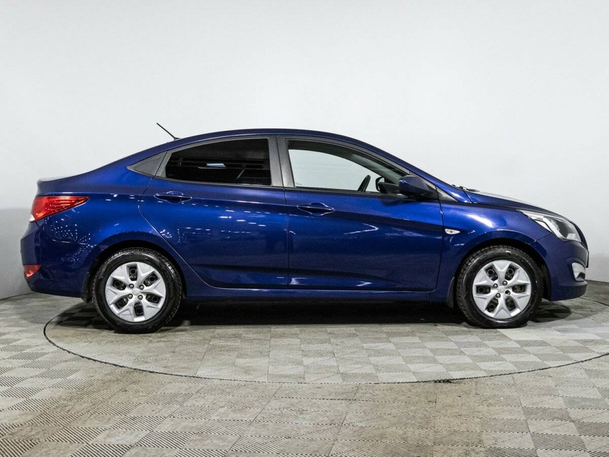 Купить Hyundai Solaris с пробегом. Фото: #3