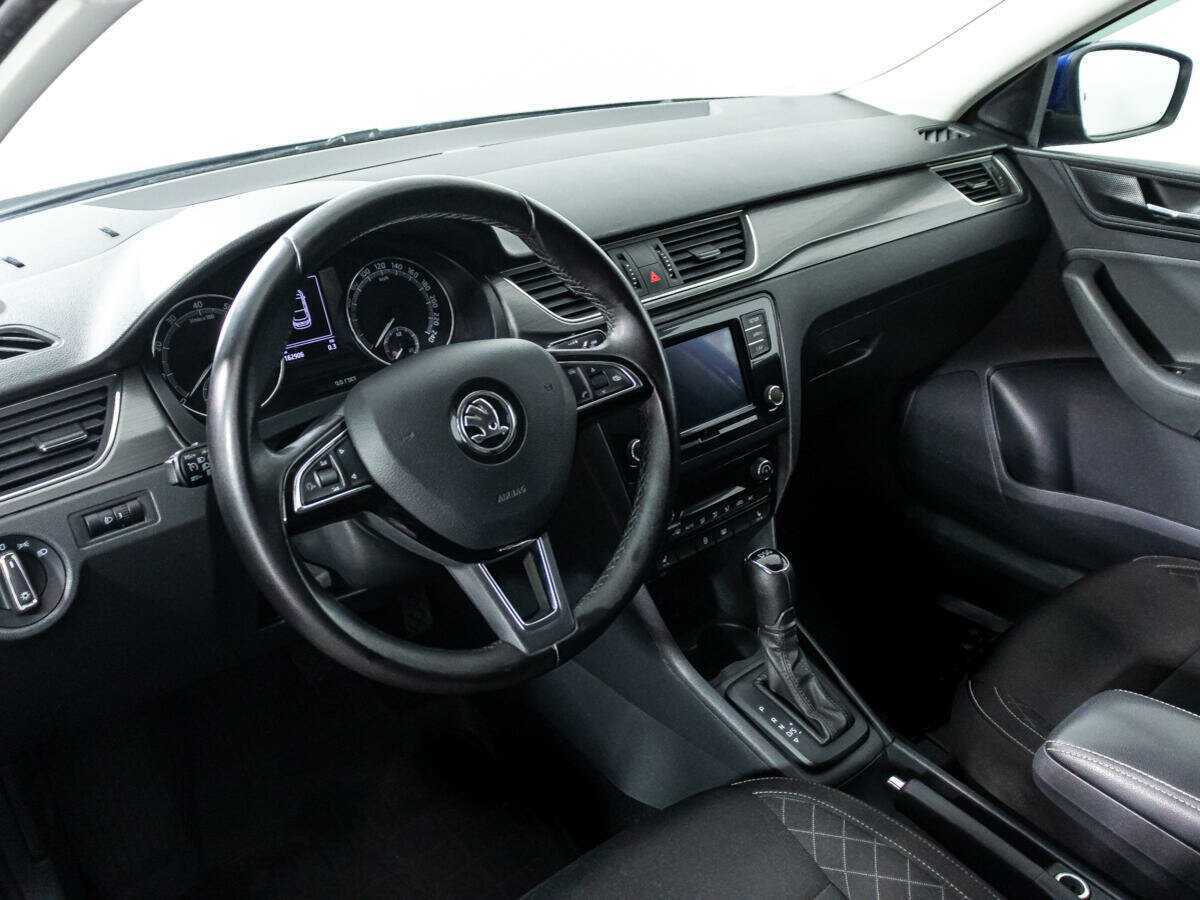 Купить Skoda Rapid с пробегом. Фото: #10