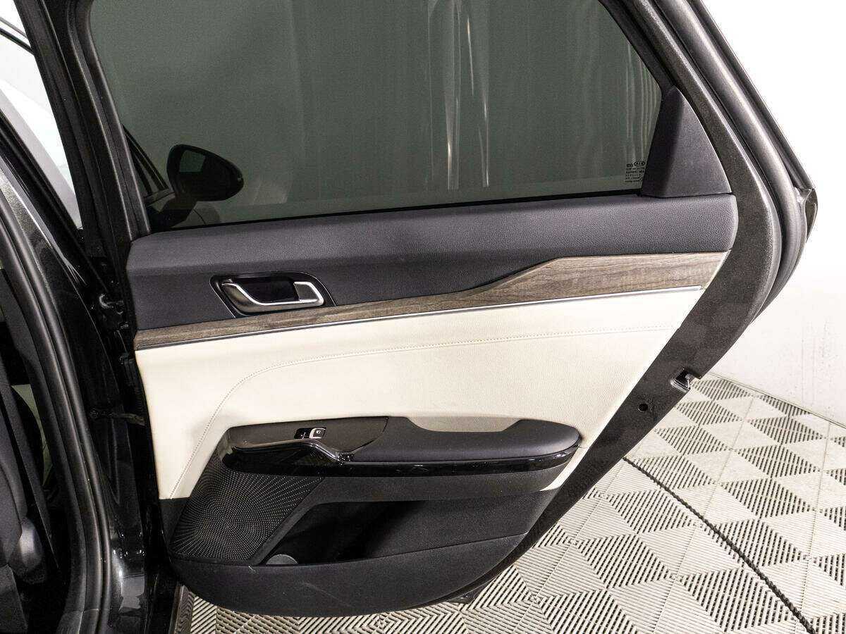 Купить Kia K5 с пробегом. Фото: #26