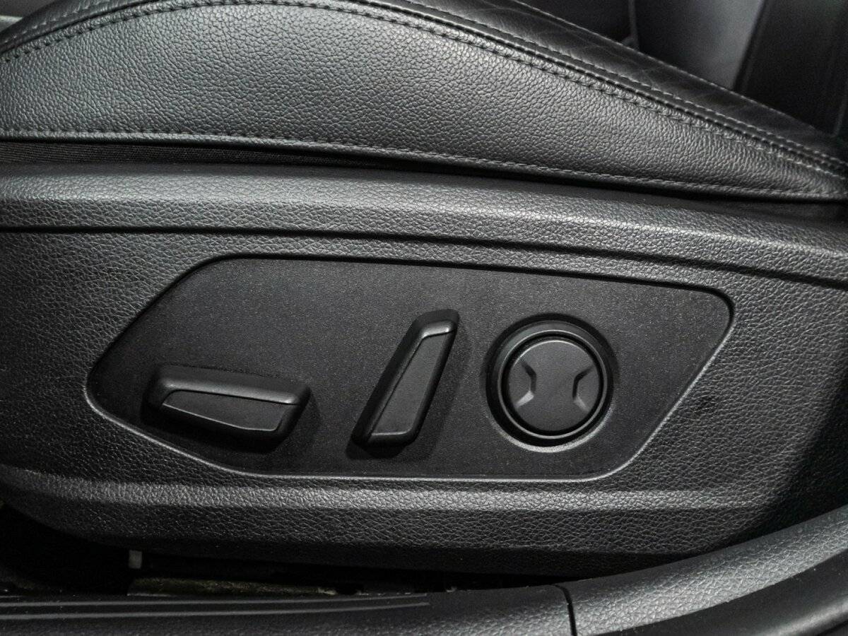 Купить Kia K5 с пробегом. Фото: #20