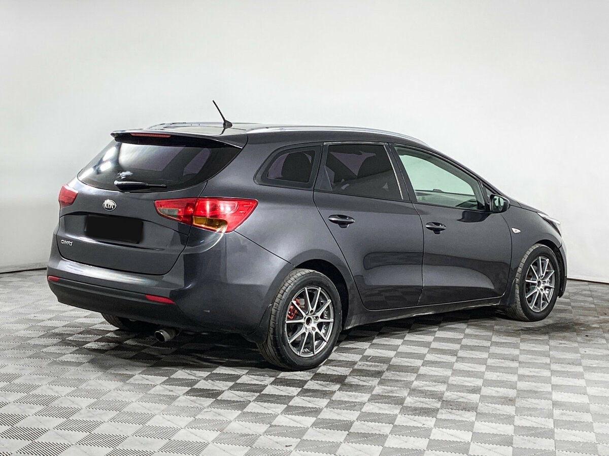 Купить Kia Ceed с пробегом. Фото: #3