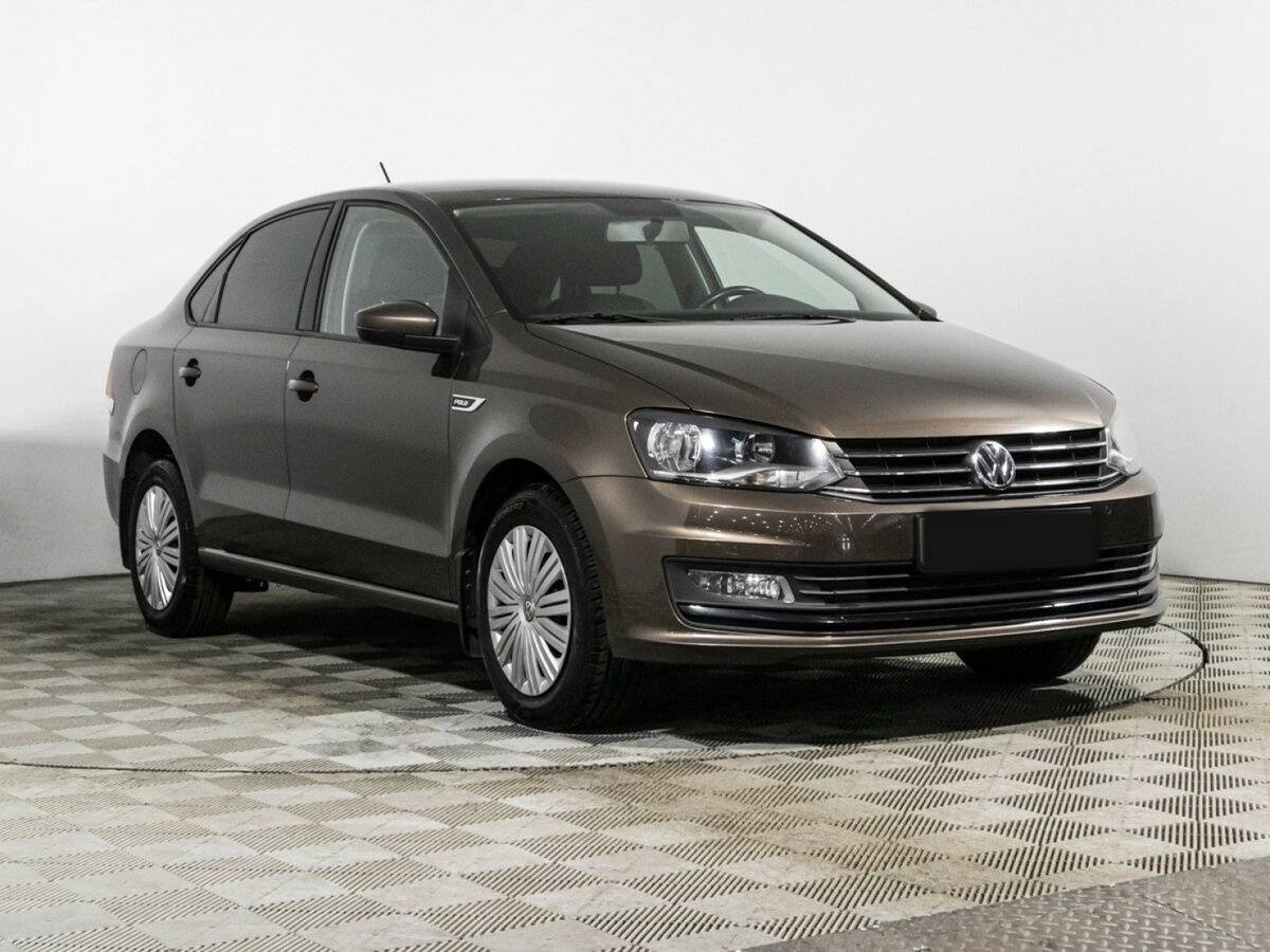 Купить Volkswagen Polo с пробегом. Фото: #2