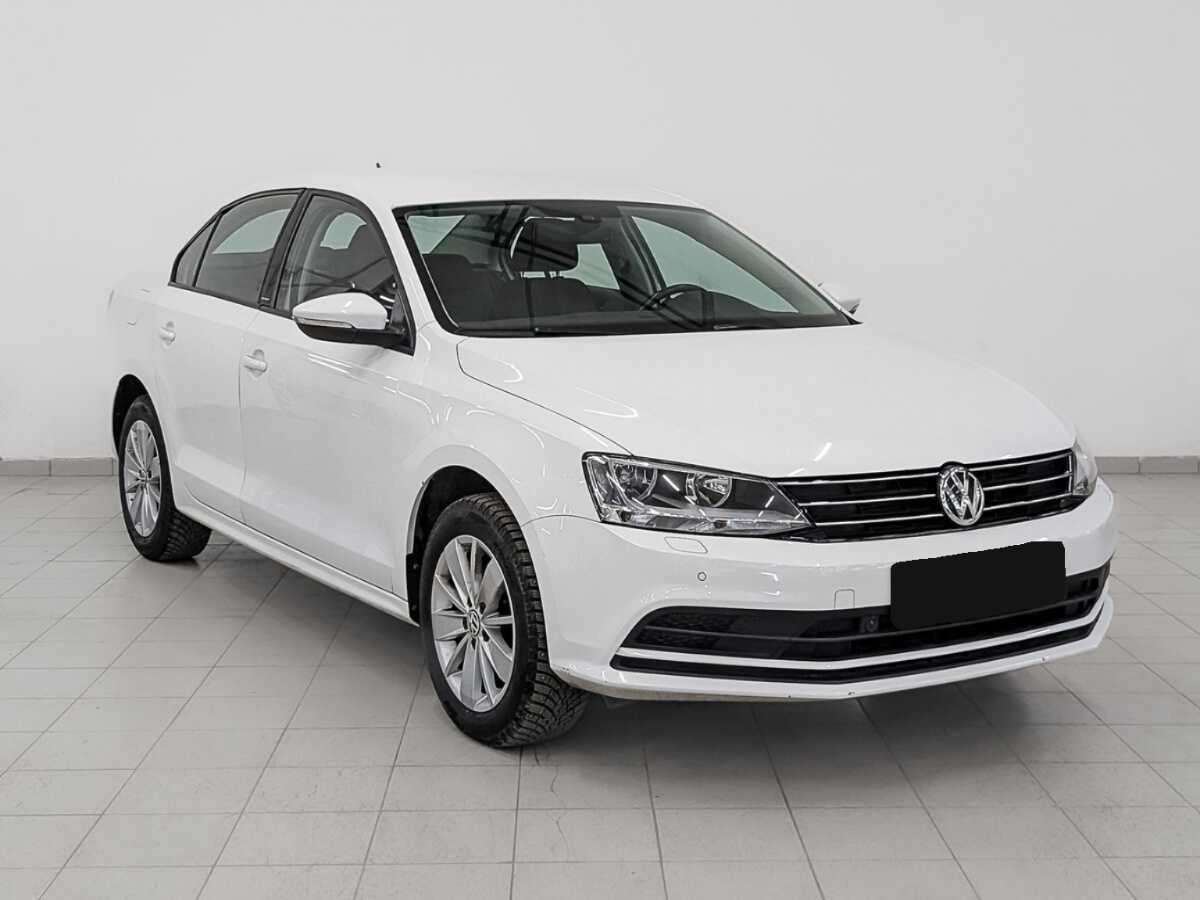 Купить Volkswagen Jetta с пробегом. Фото: #2