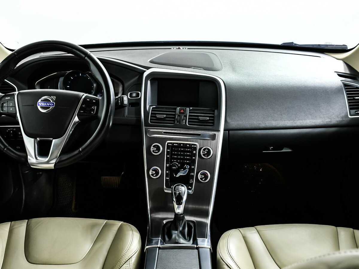 Купить Volvo XC60 с пробегом. Фото: #10