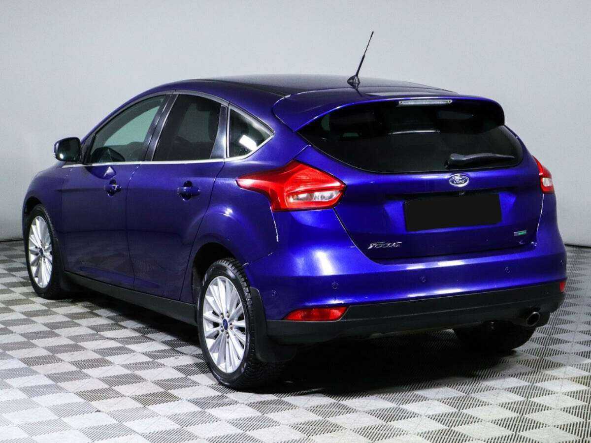 Купить Ford Focus с пробегом. Фото: #4