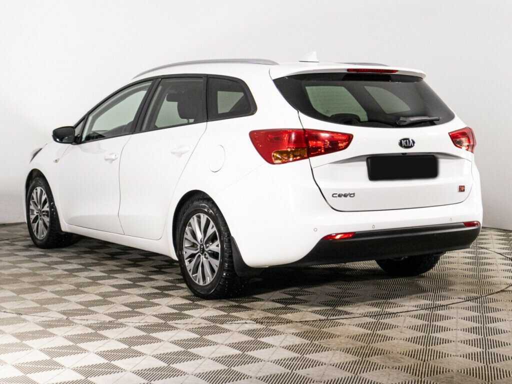 Купить Kia Ceed с пробегом. Фото: #6