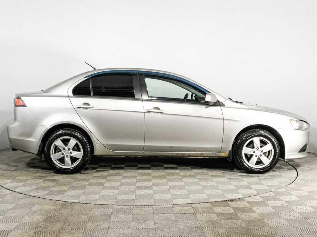 Купить Mitsubishi Lancer с пробегом. Фото: #3