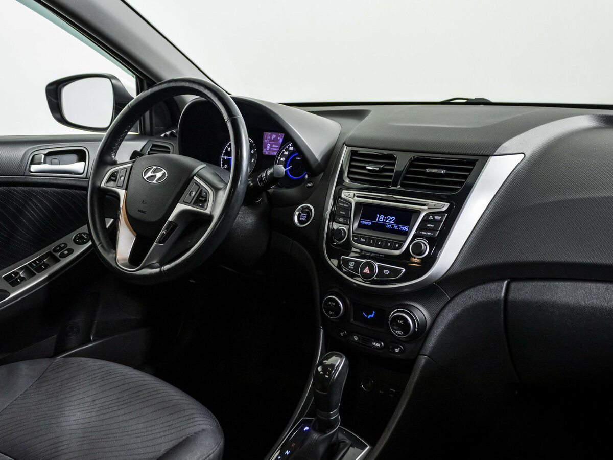 Купить Hyundai Solaris с пробегом. Фото: #8