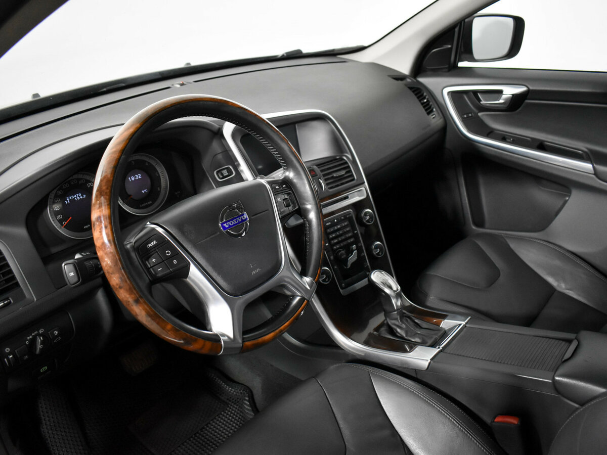 Купить Volvo XC60 с пробегом. Фото: #7