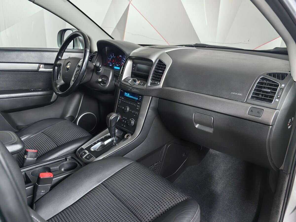 Купить Chevrolet Captiva с пробегом. Фото: #8