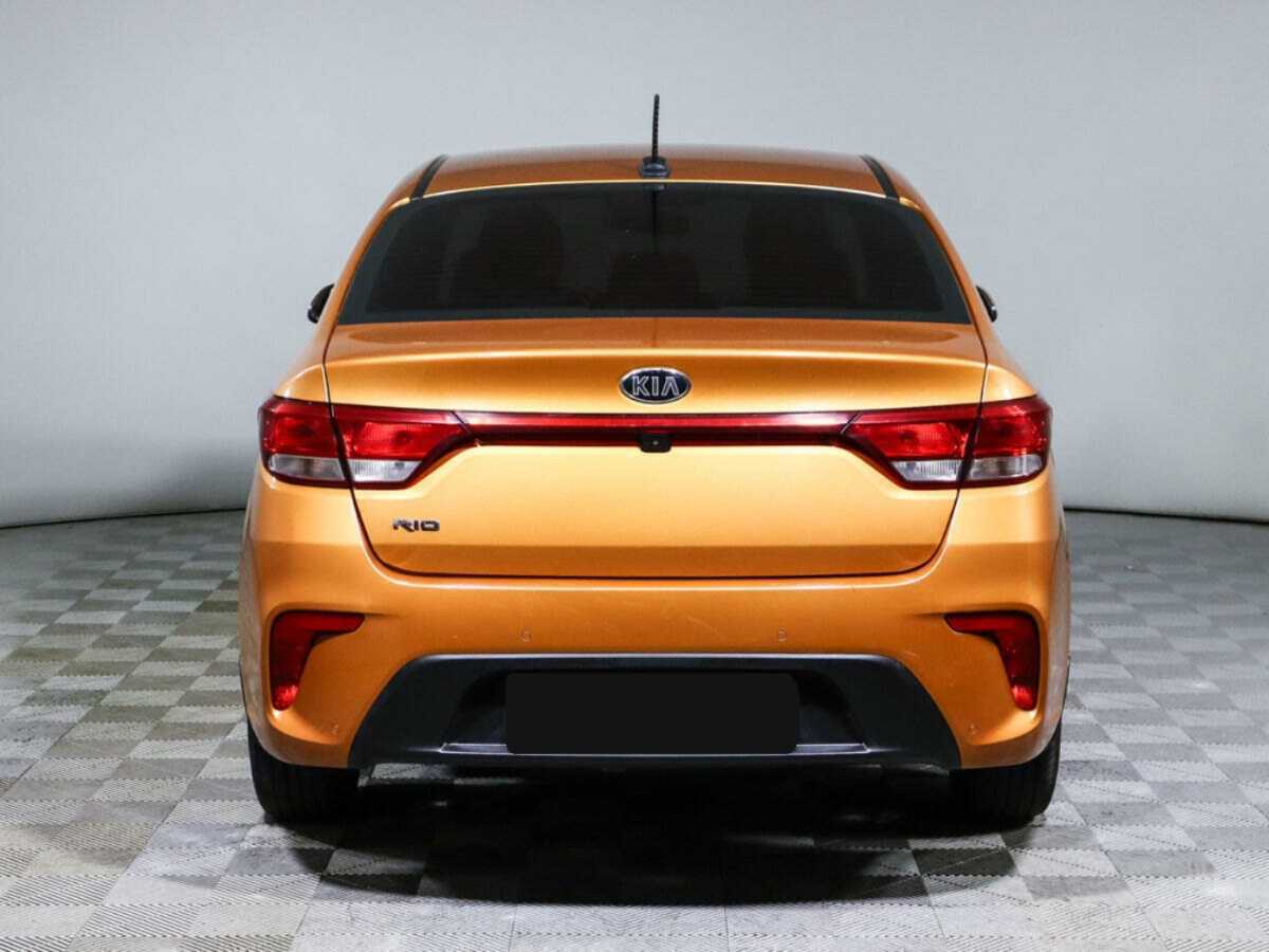 Купить Kia Rio с пробегом. Фото: #4