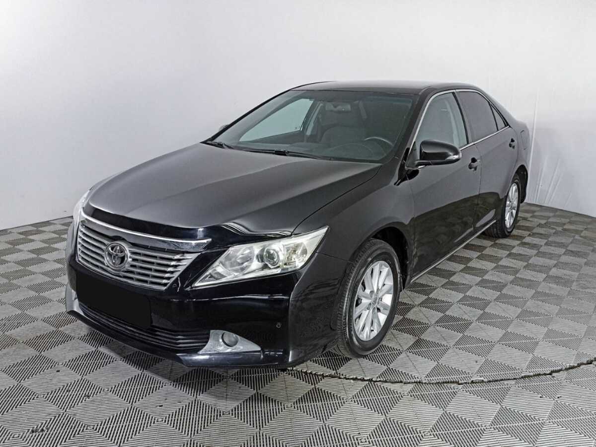 Купить Toyota Camry с пробегом. Посмотреть фото