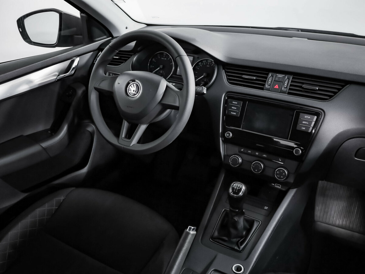 Купить Skoda Octavia с пробегом. Фото: #5
