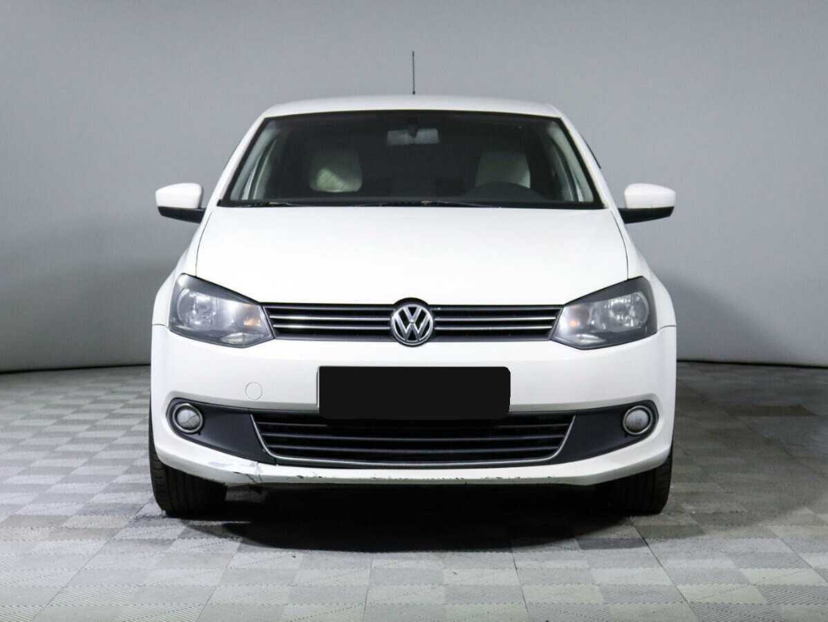 Купить Volkswagen Polo с пробегом. Фото: #1
