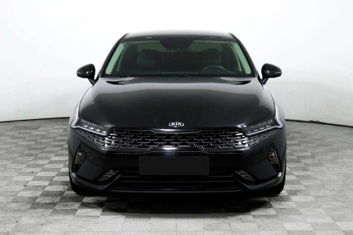 Купить Kia K5 с пробегом. Фото: #1