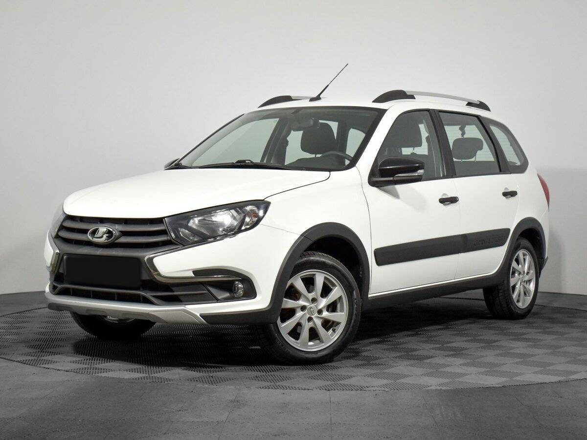 Купить Lada (ВАЗ) Granta с пробегом. Посмотреть фото