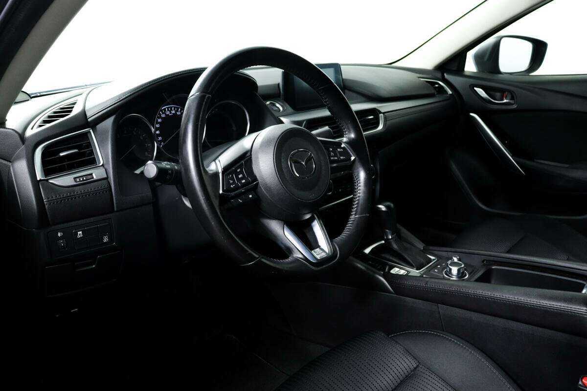 Купить Mazda 6 с пробегом. Фото: #12