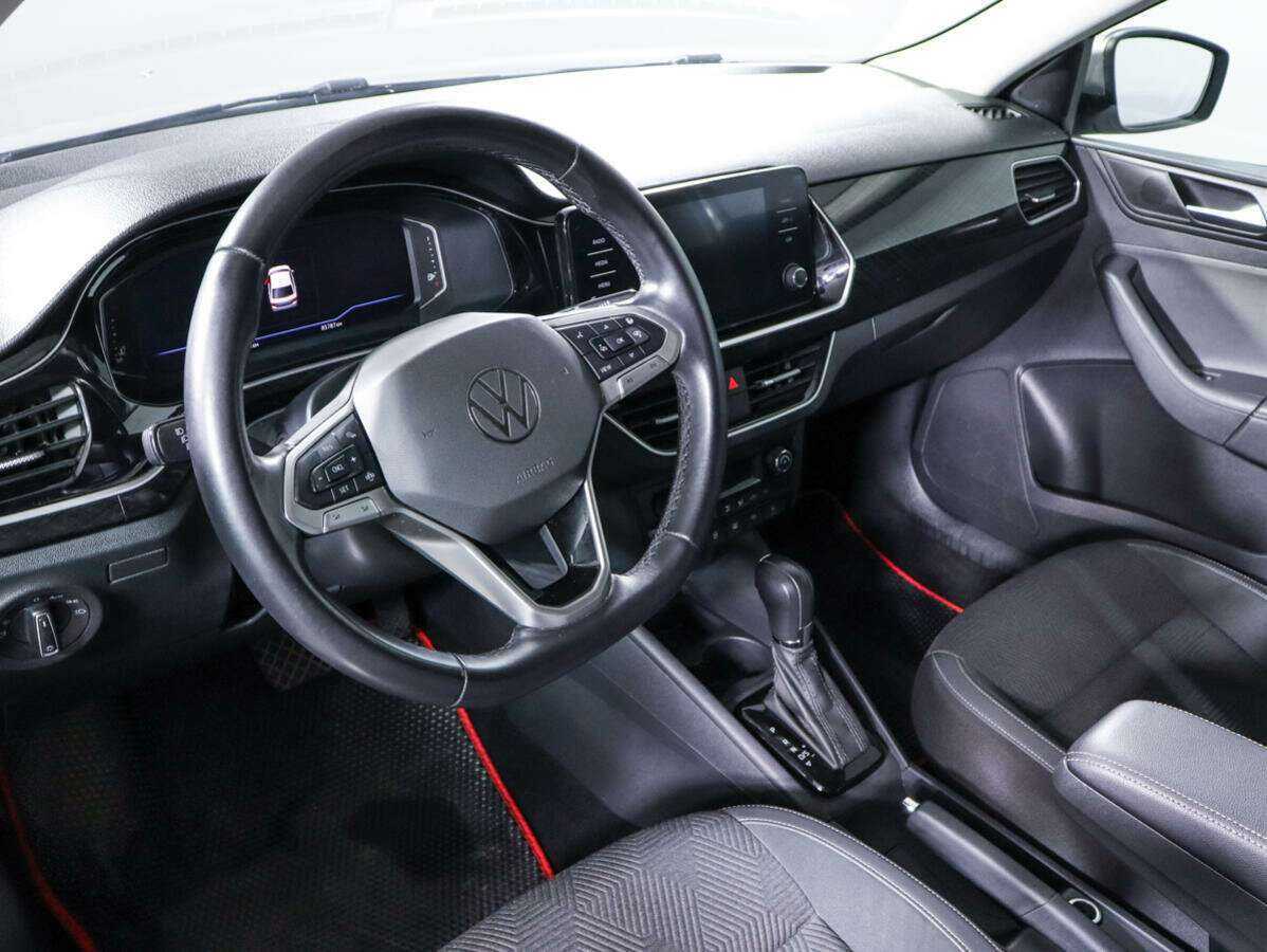 Купить Volkswagen Polo с пробегом. Фото: #11
