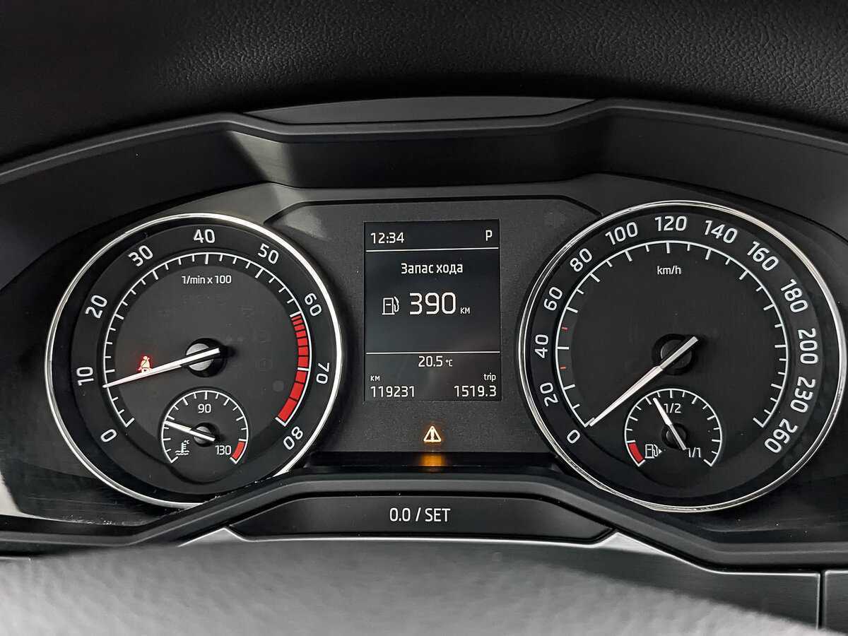 Купить Skoda Superb с пробегом. Фото: #12