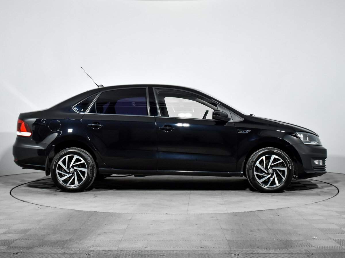 Купить Volkswagen Polo с пробегом. Фото: #3