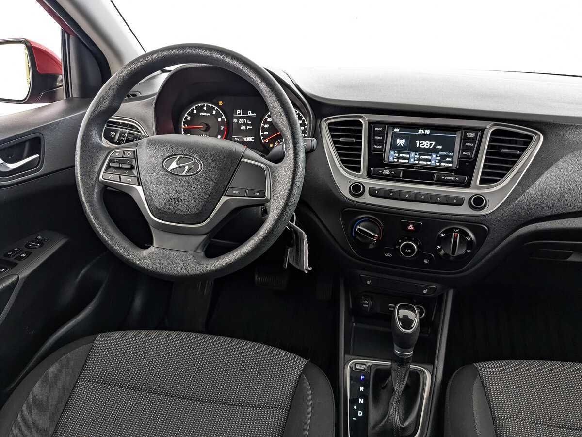 Купить Hyundai Solaris с пробегом. Фото: #20