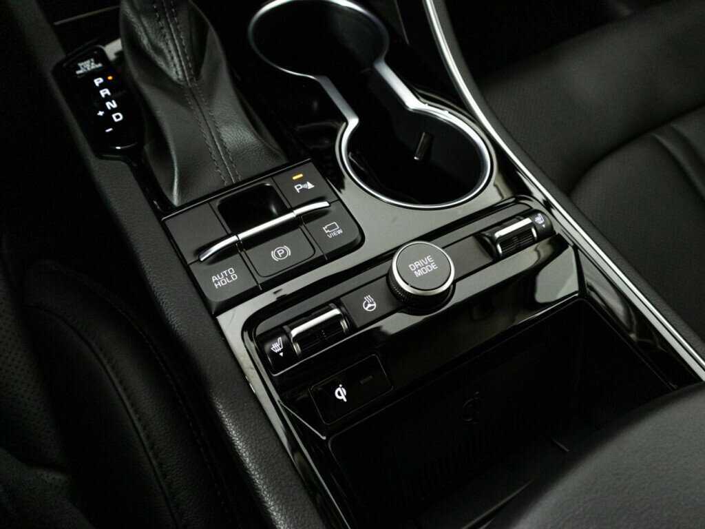 Купить Kia K5 с пробегом. Фото: #18