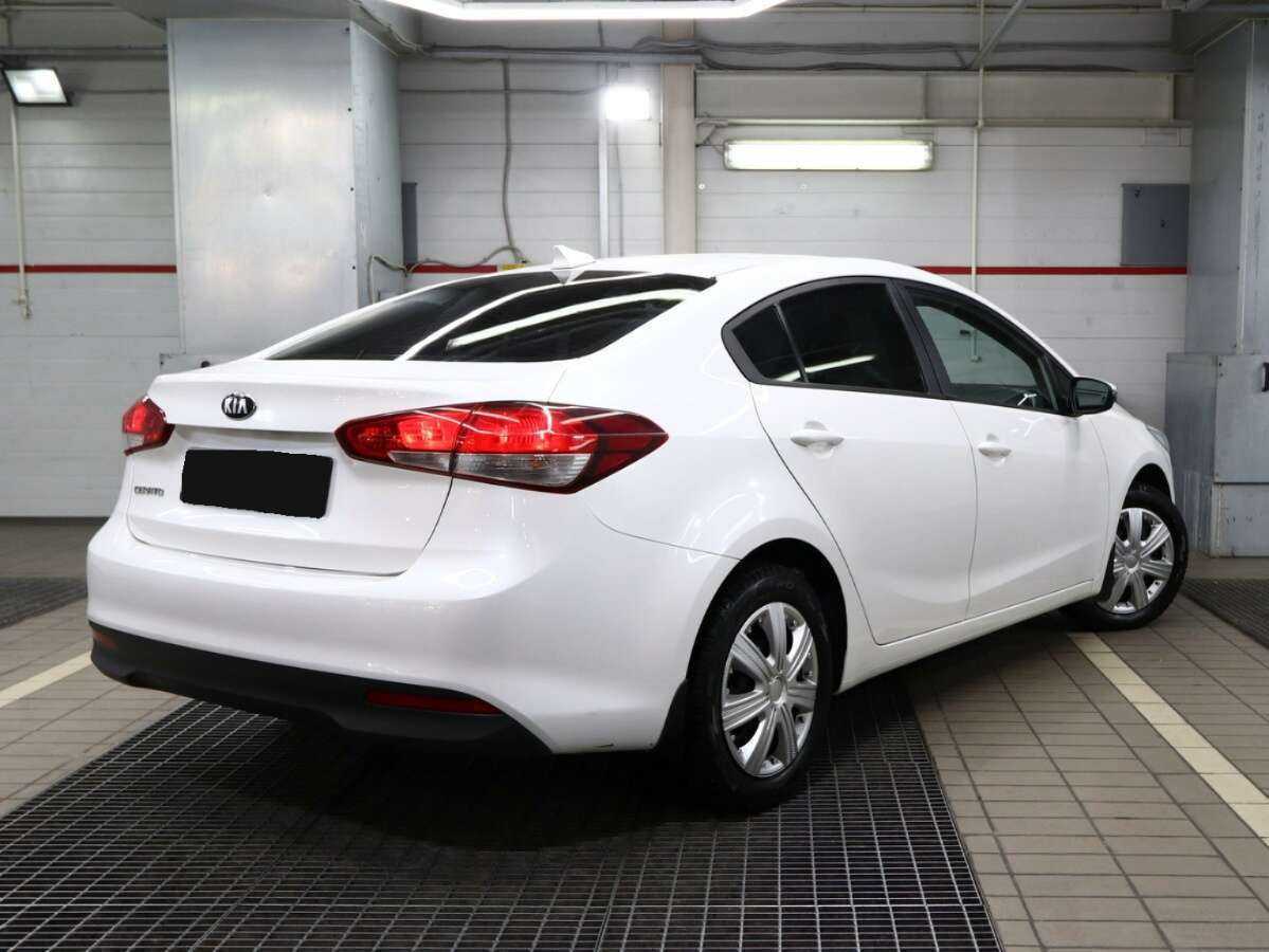 Купить Kia Cerato с пробегом. Фото: #3