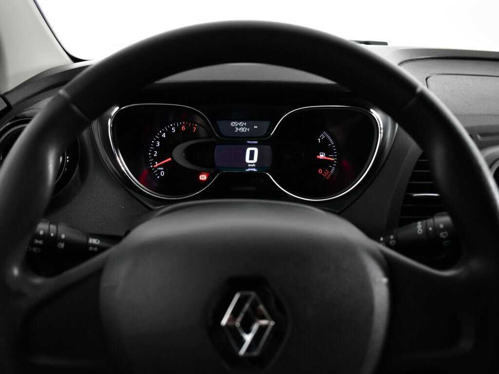 Купить Renault Kaptur с пробегом. Фото: #10
