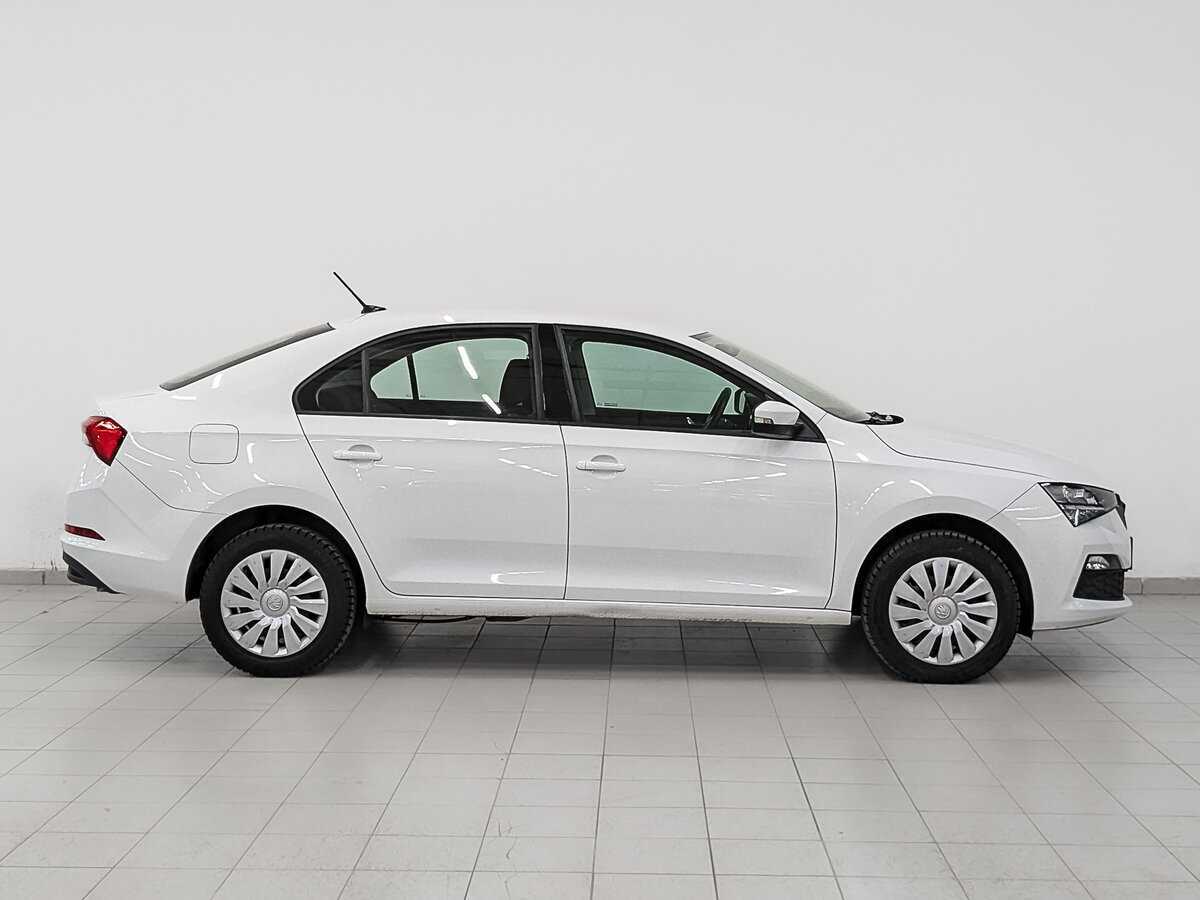 Купить Skoda Rapid с пробегом. Фото: #3