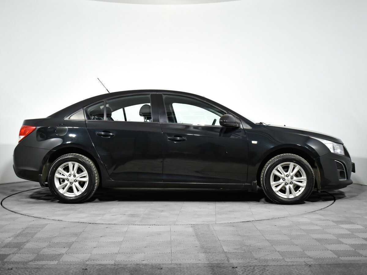 Купить Chevrolet Cruze с пробегом. Фото: #3