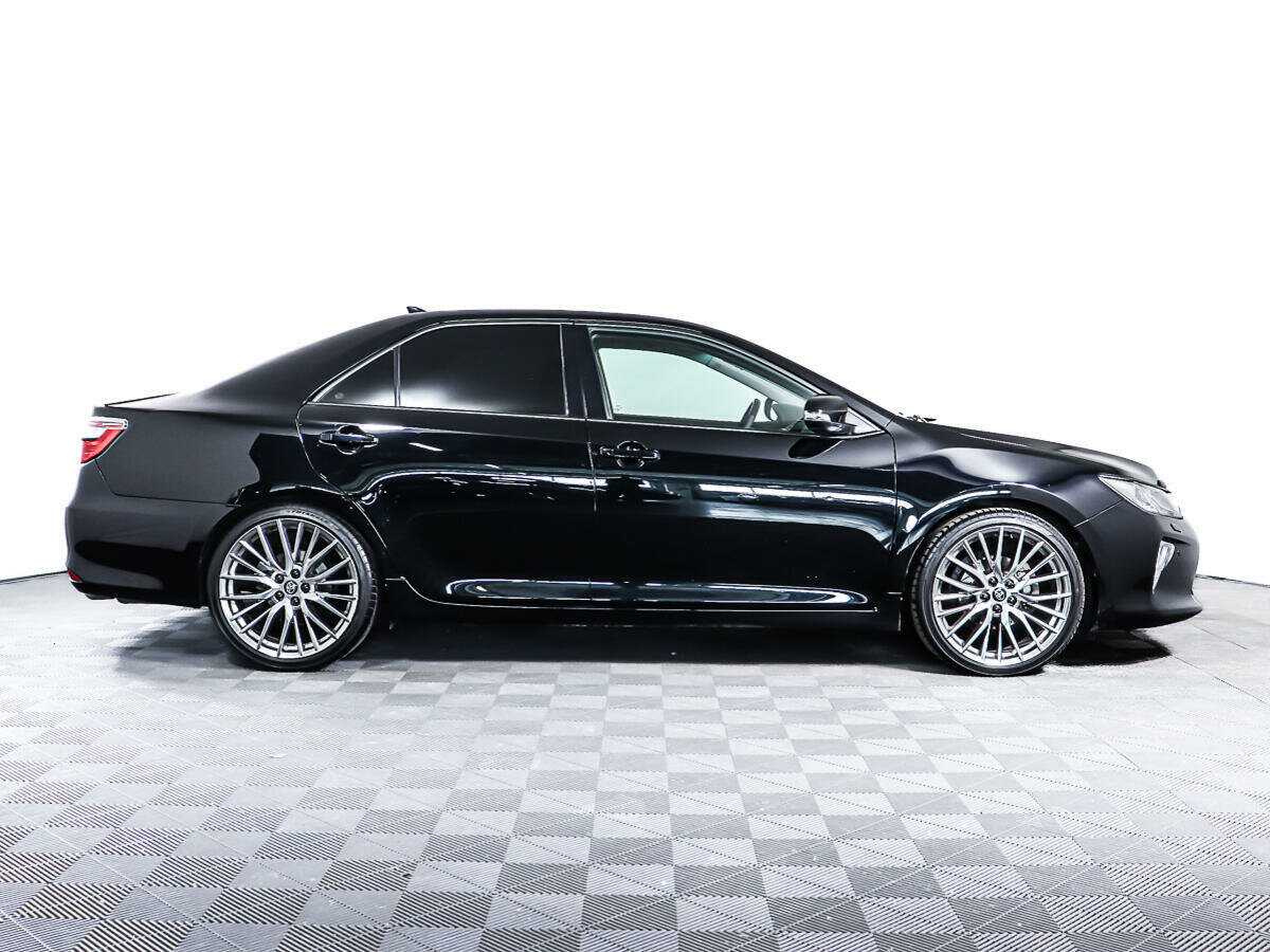 Купить Toyota Camry с пробегом. Фото: #3