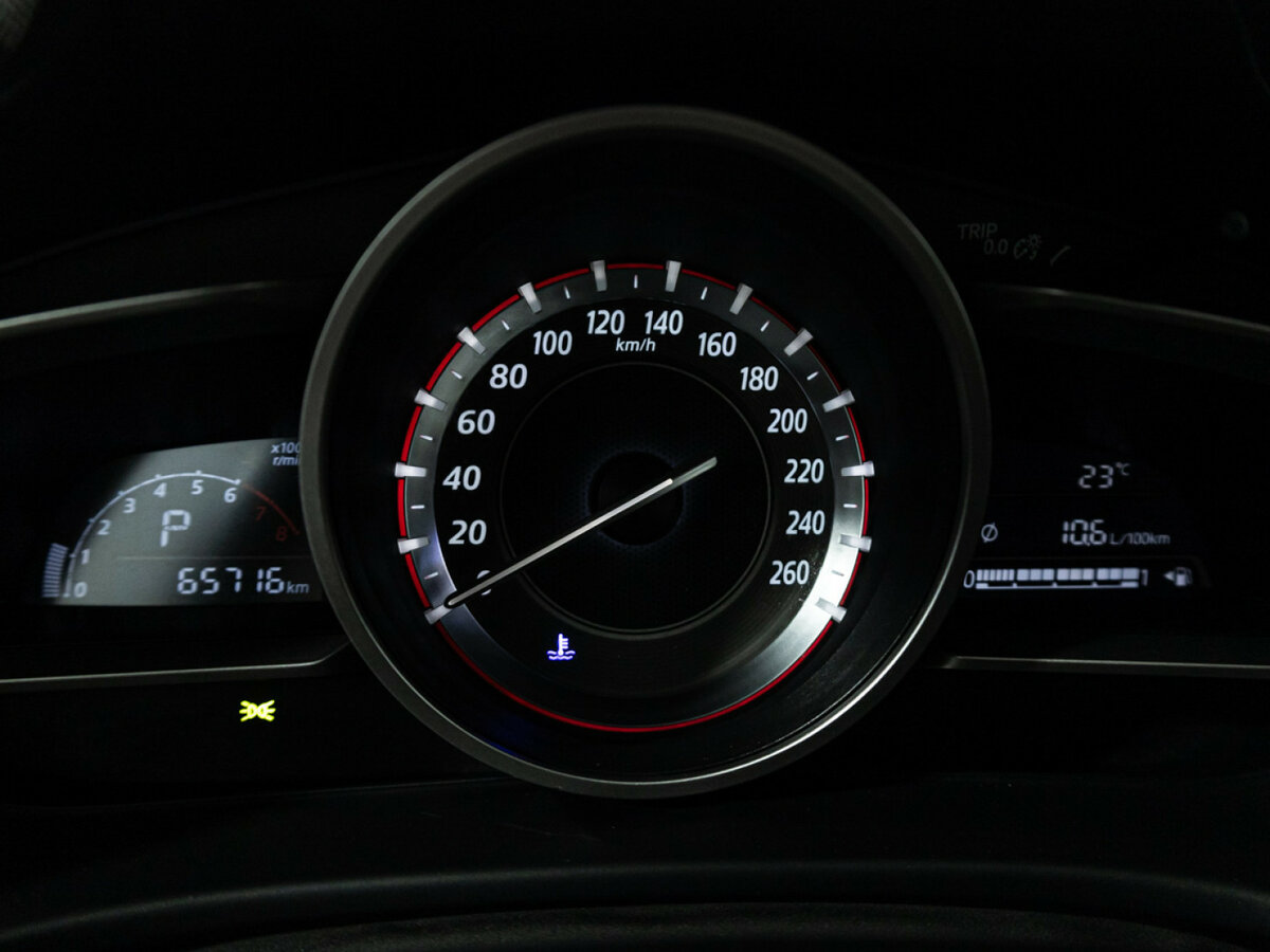 Купить Mazda 3 с пробегом. Фото: #11