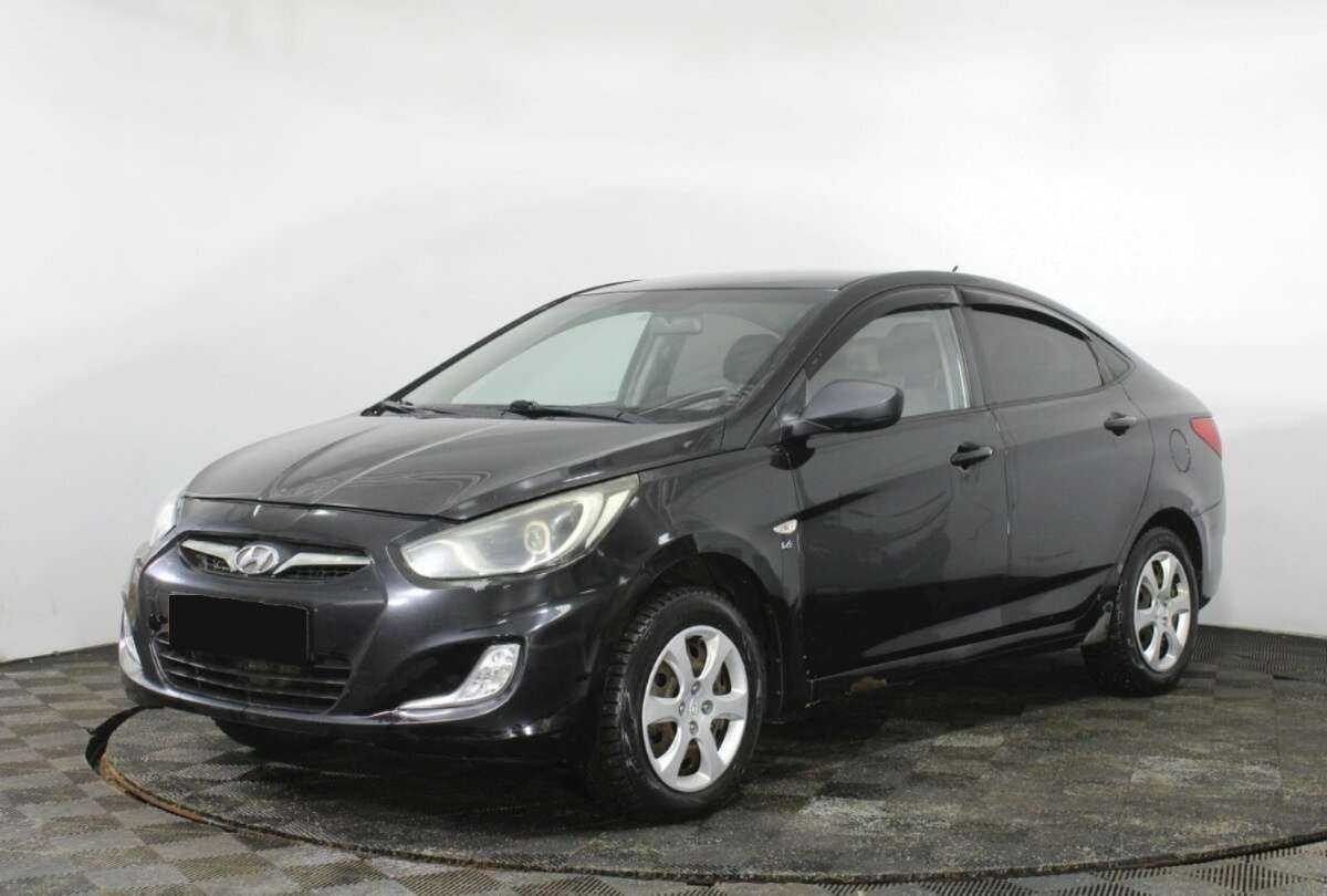 Купить Hyundai Solaris с пробегом. Фото: #0