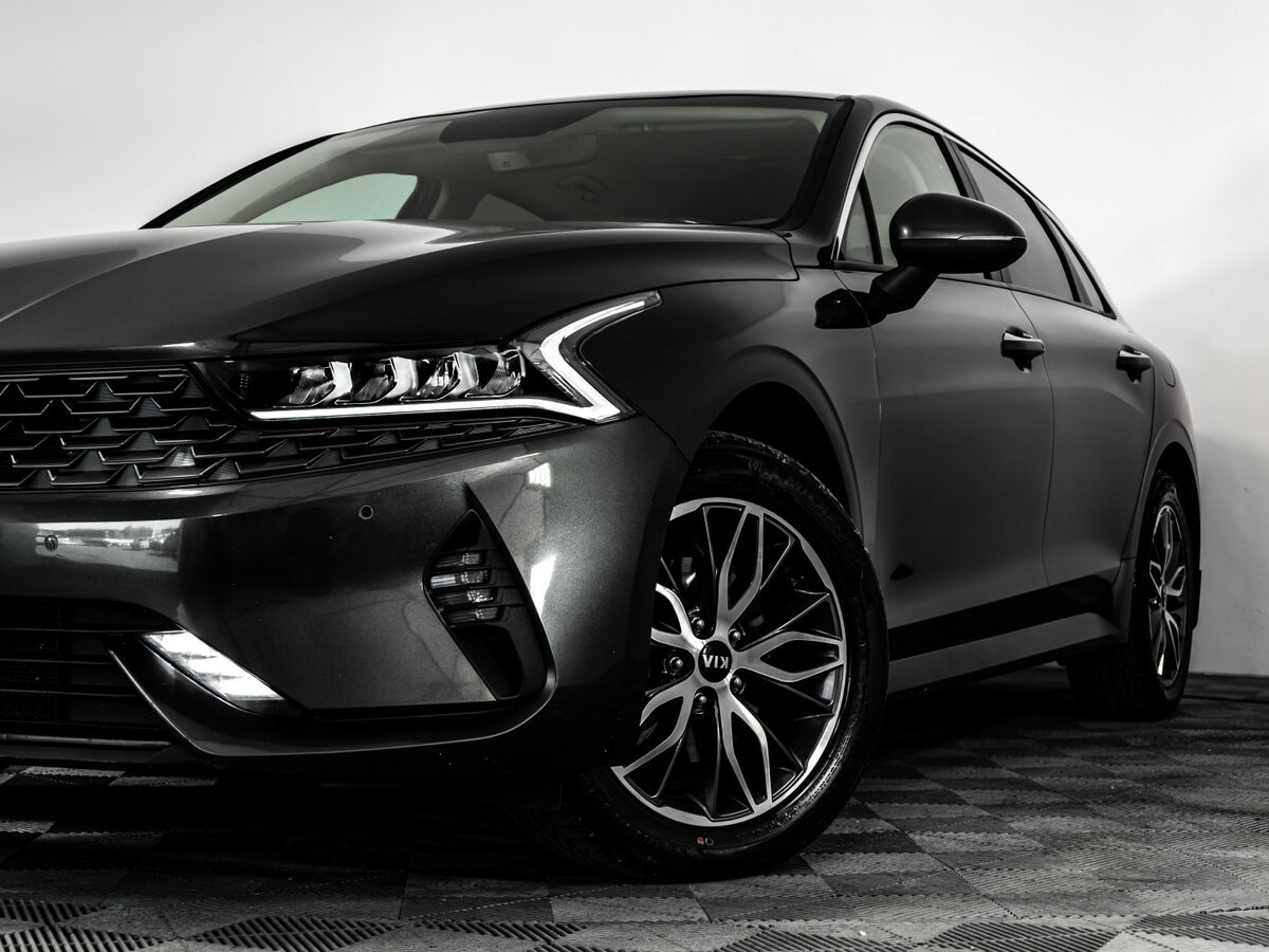 Купить Kia K5 с пробегом. Фото: #1