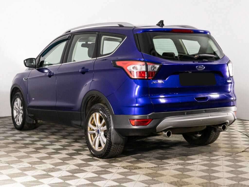 Купить Ford Kuga с пробегом. Фото: #6