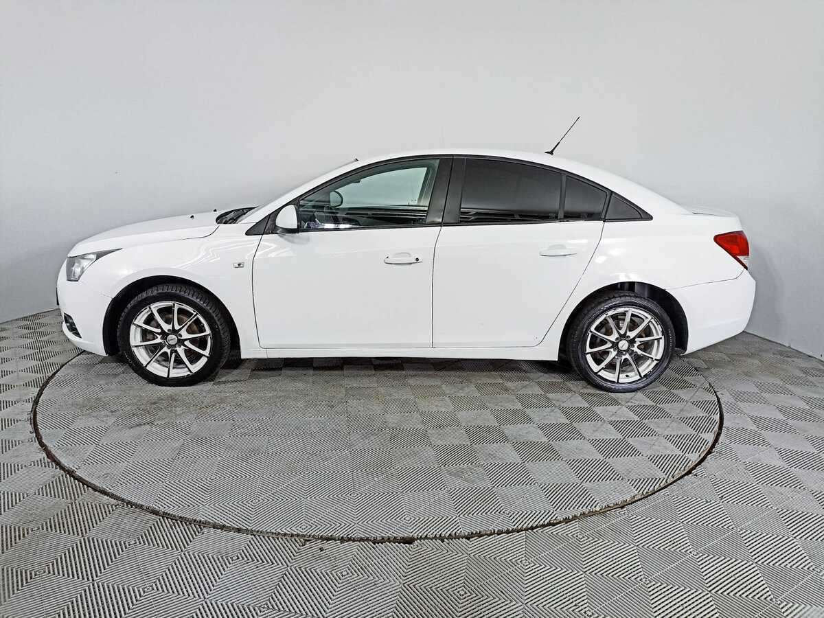 Купить Chevrolet Cruze с пробегом. Фото: #7