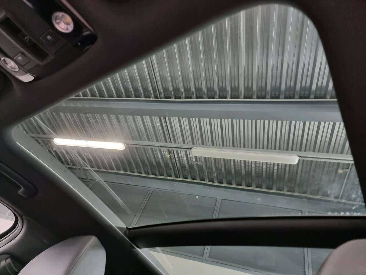 Купить Kia K5 с пробегом. Фото: #20