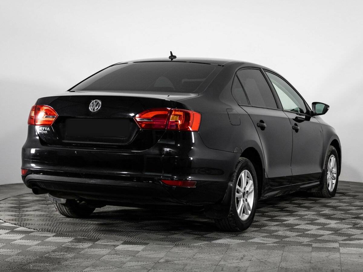 Купить Volkswagen Jetta с пробегом. Фото: #3