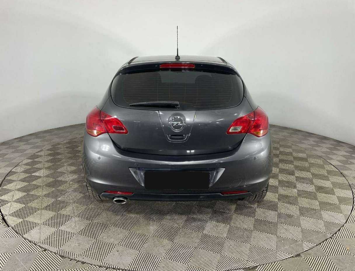Купить Opel Astra с пробегом. Фото: #2