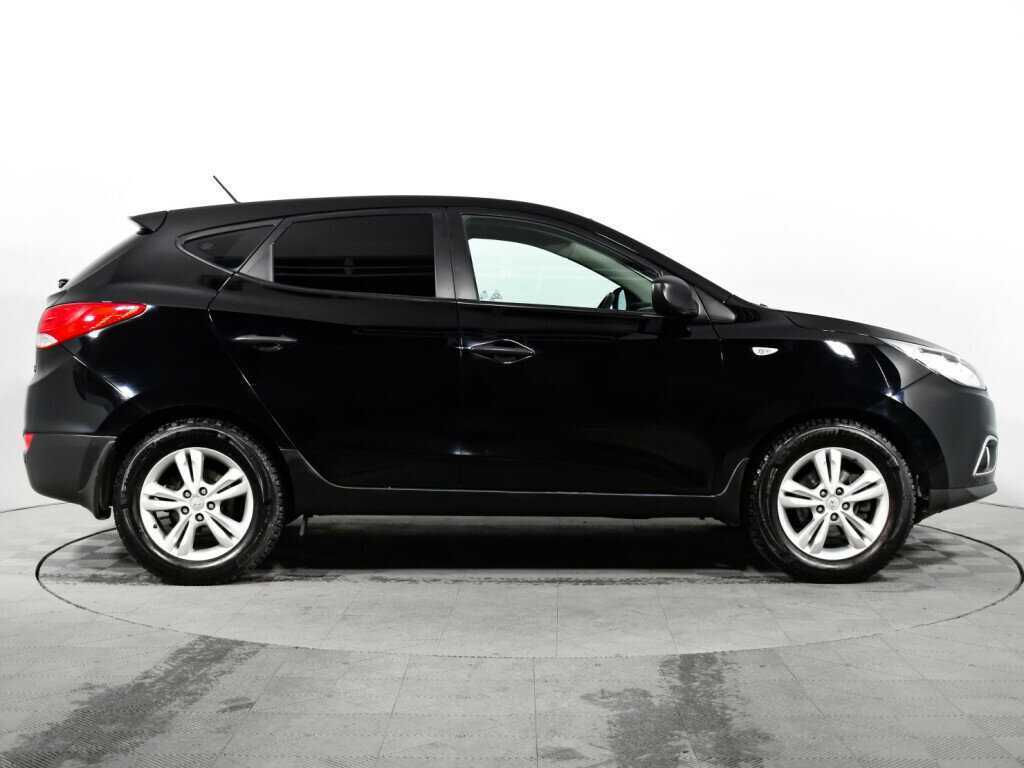 Купить Hyundai ix35 с пробегом. Фото: #3