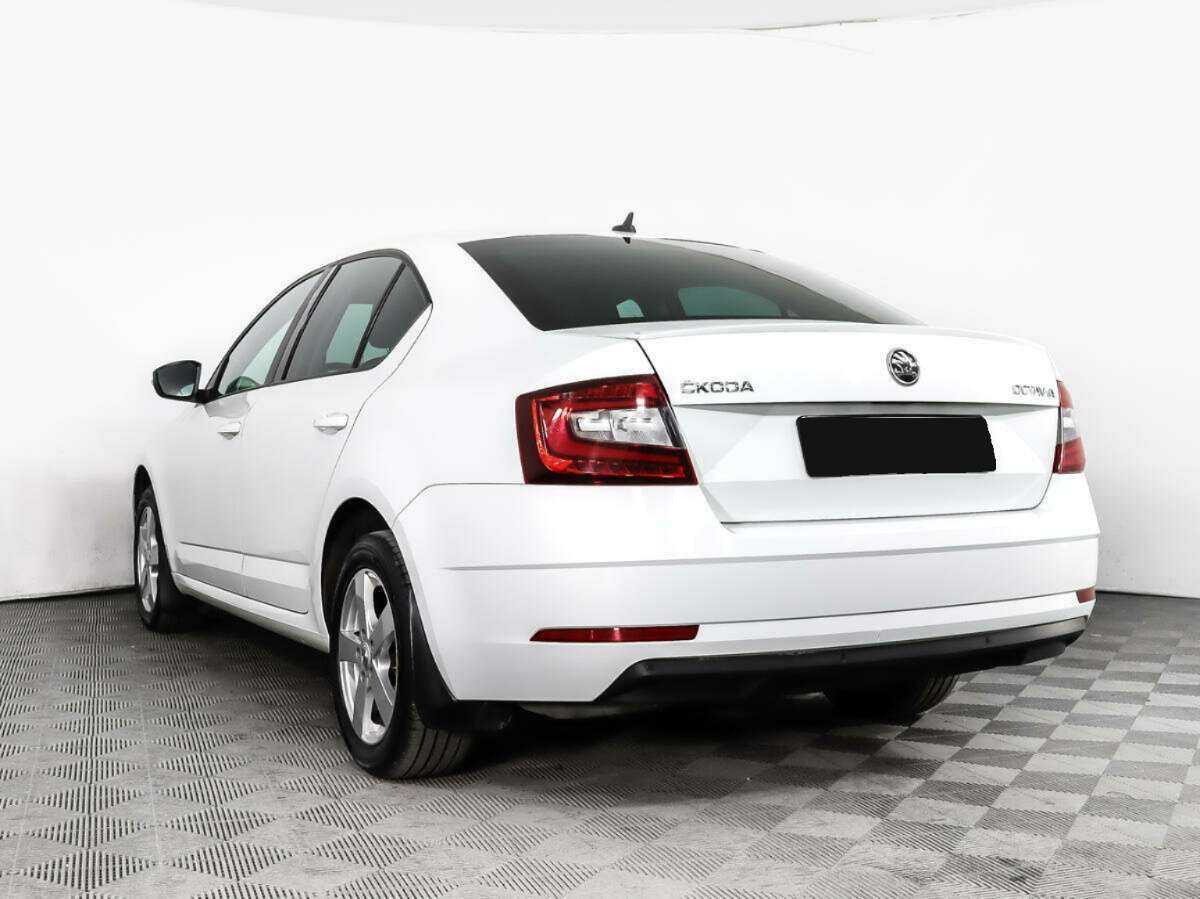 Купить Skoda Octavia с пробегом. Фото: #6