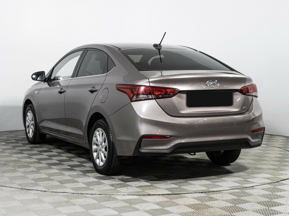 Купить Hyundai Solaris с пробегом. Фото: #6