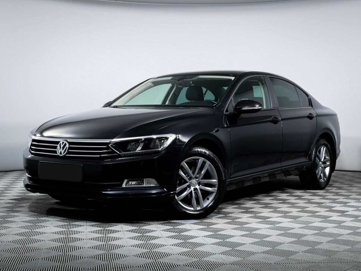 Купить Volkswagen Passat с пробегом. Посмотреть фото
