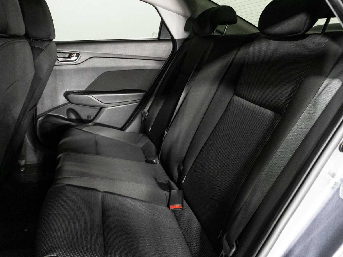 Купить Hyundai Solaris с пробегом. Фото: #9