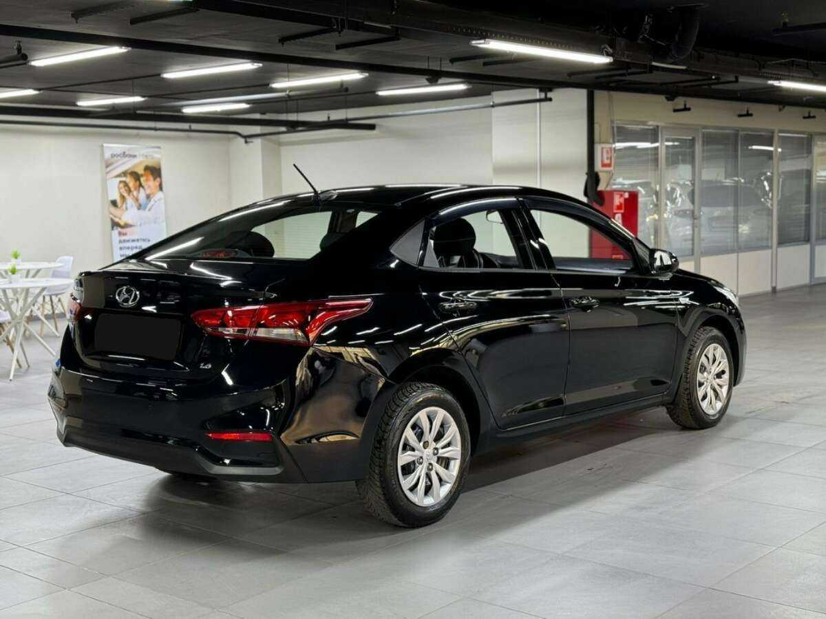 Купить Hyundai Solaris с пробегом. Фото: #6