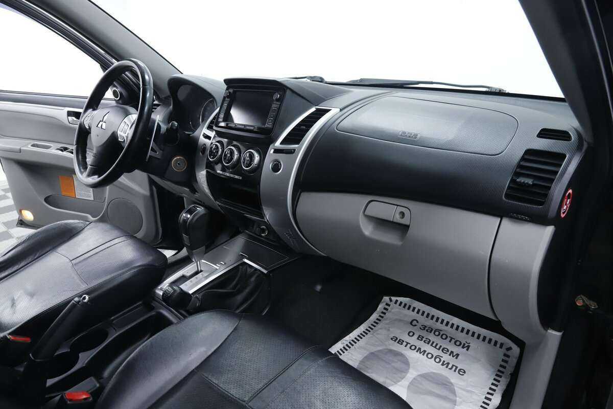 Купить Mitsubishi Pajero Sport с пробегом. Фото: #14