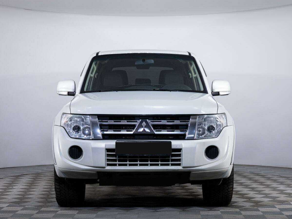 Купить Mitsubishi Pajero с пробегом. Фото: #0