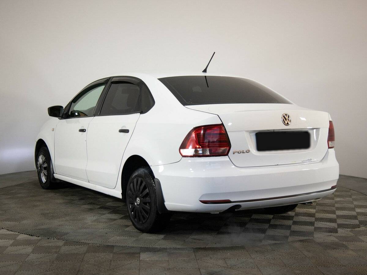 Купить Volkswagen Polo с пробегом. Фото: #5