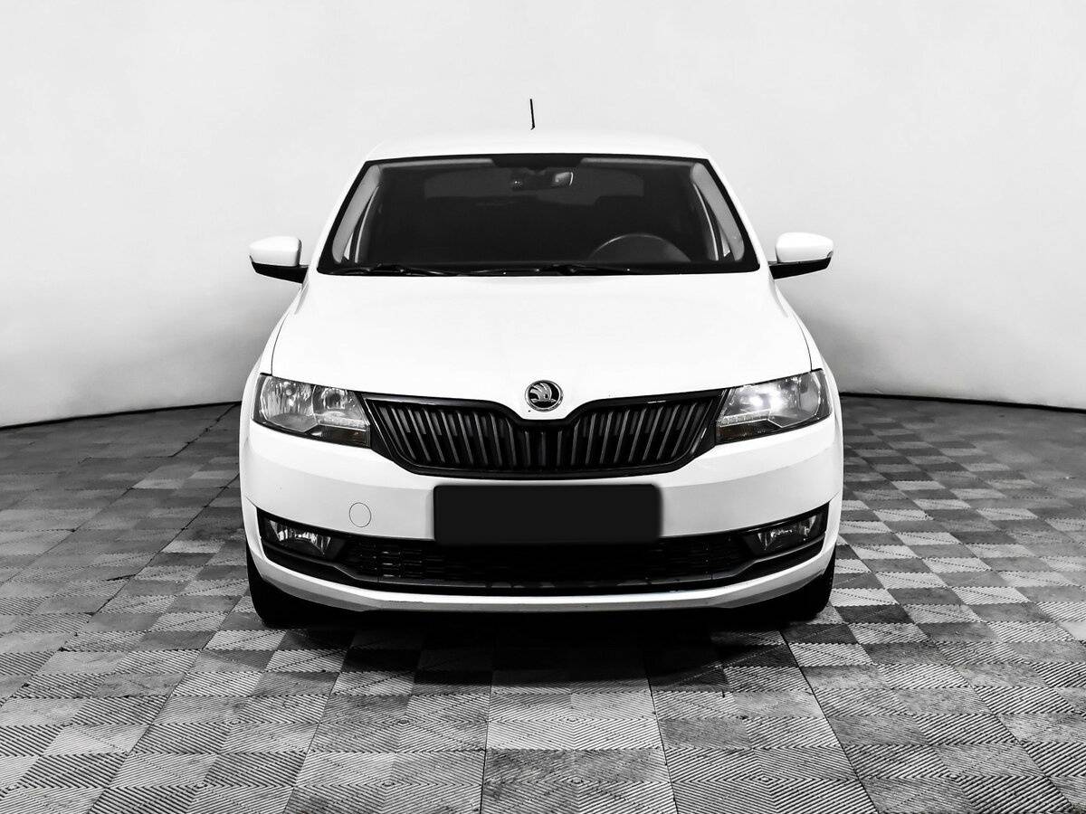 Купить Skoda Rapid с пробегом. Фото: #1